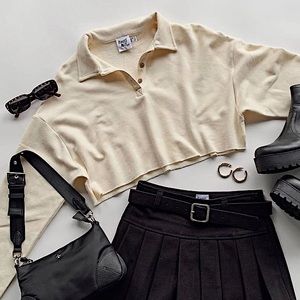 ✨Princess Polly Lucia Cropped Collared Sweater✨